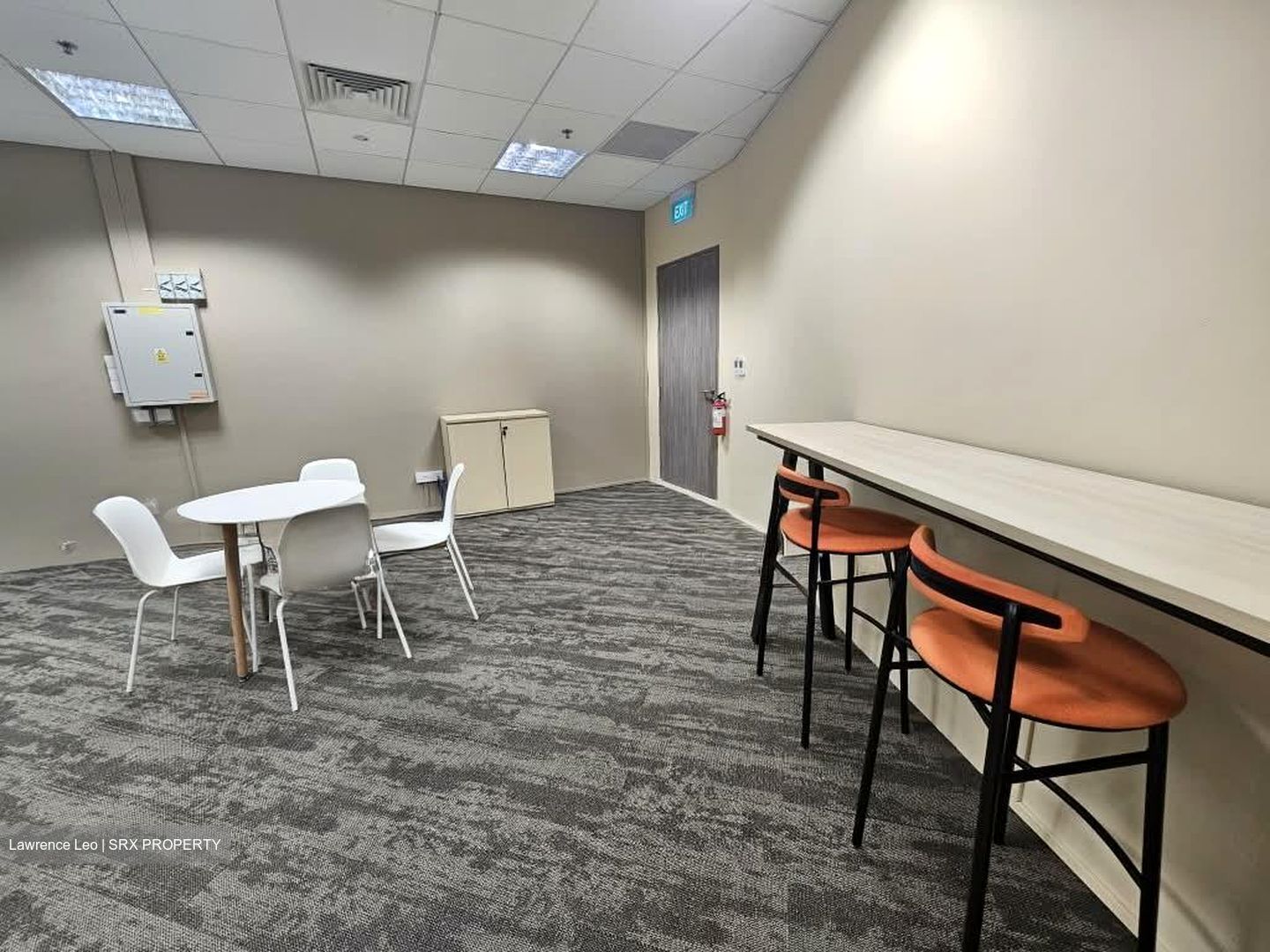 PLUS (D1), Office #561019651
